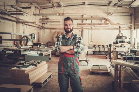 Fabrication de meubles &agrave; Mourmelon-le-Grand, un savoir-faire artisanal